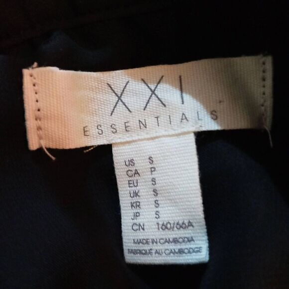 Perfect skirt bundle   - Picture 8 of 8